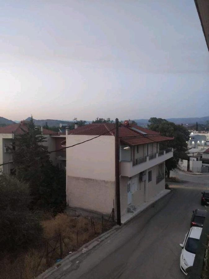 Όμορφο Και Ευρύχωρο Διαμέρισμα Με Θέα! Appartement Nauplion Buitenkant foto